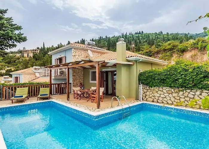 Agios Nikitas Resort Villas *