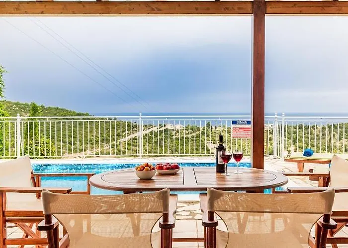 Villa Agios Nikitas Resort Villas *