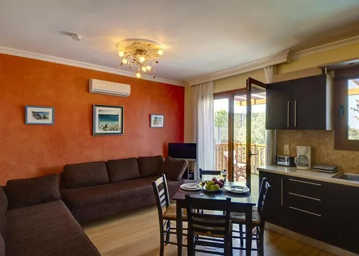 Agios Nikitas Resort Villas *