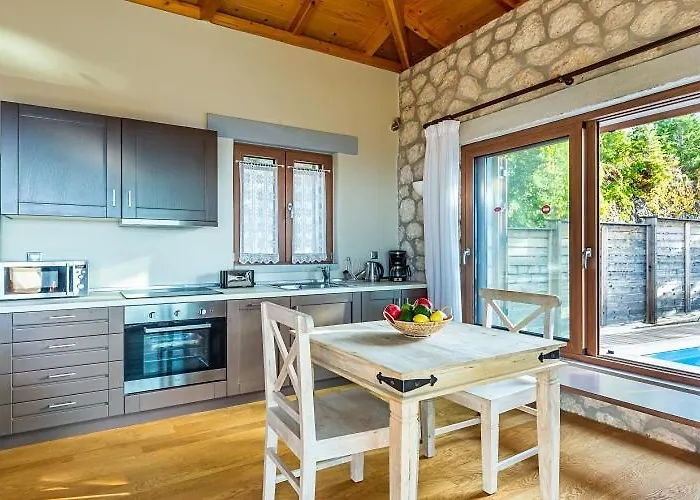 Villa Agios Nikitas Resort Villas *