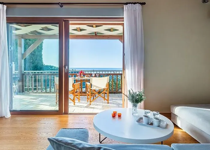 Agios Nikitas Resort Villas *